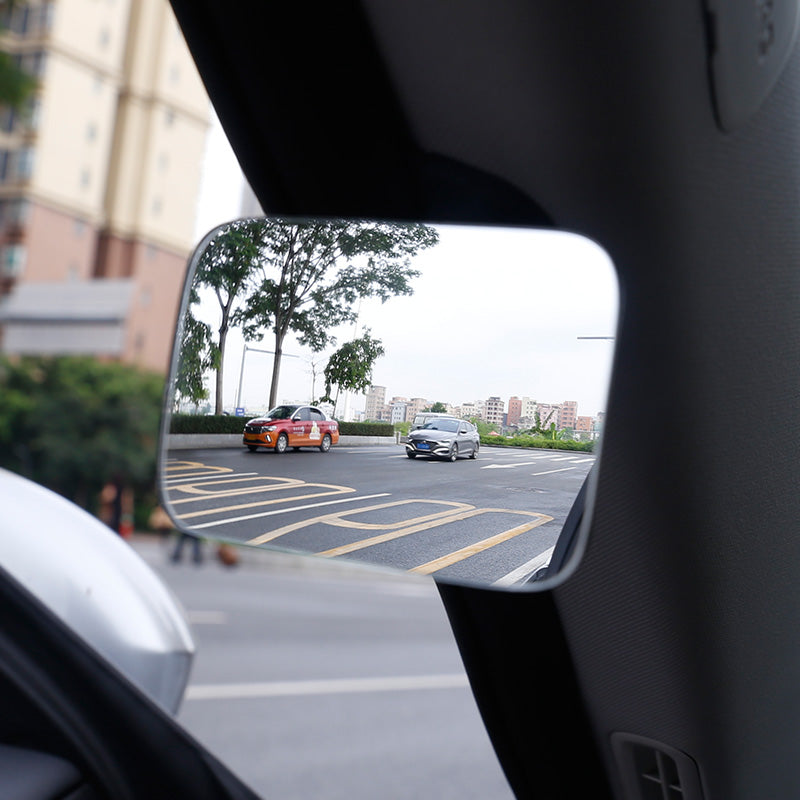 Small Round Mirrors For The Blind Spot Of Front And Rear Wheels